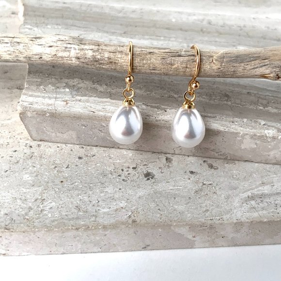 Pearl Drop Earrings ~NWT - Picture 2 of 5